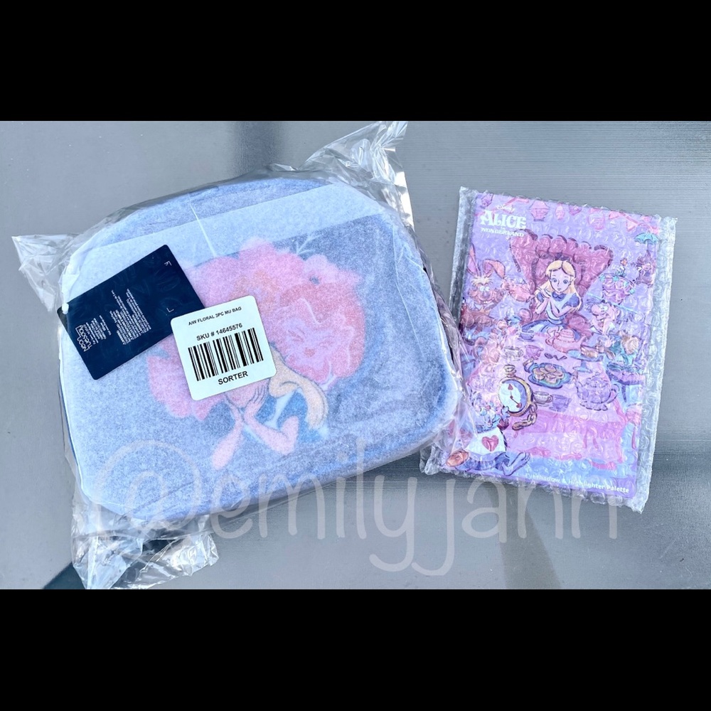Alice in Wonderland☕️Beauty Set - Picture 13 of 14